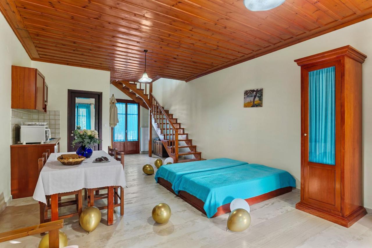 Iliopetra Aparthotel Douliana Exteriör bild