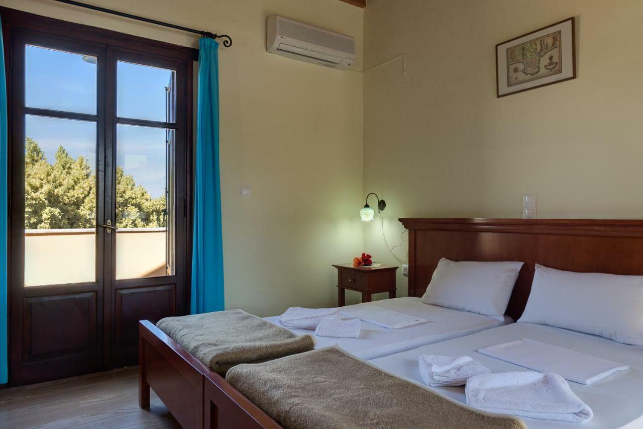 Iliopetra Aparthotel Douliana Exteriör bild