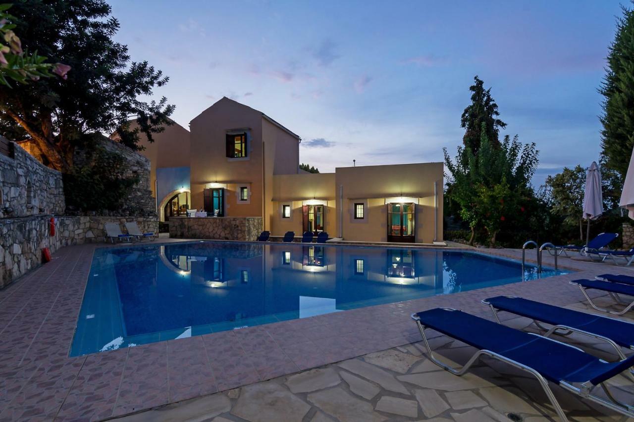 Iliopetra Aparthotel Douliana Exteriör bild