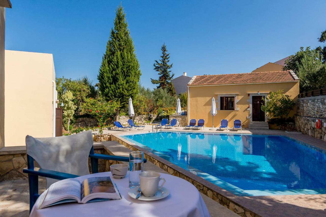 Iliopetra Aparthotel Douliana Exteriör bild