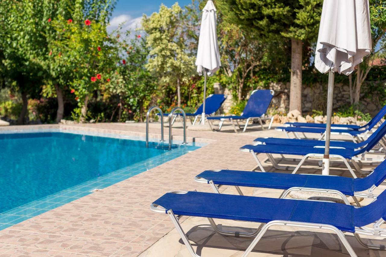 Iliopetra Aparthotel Douliana Exteriör bild