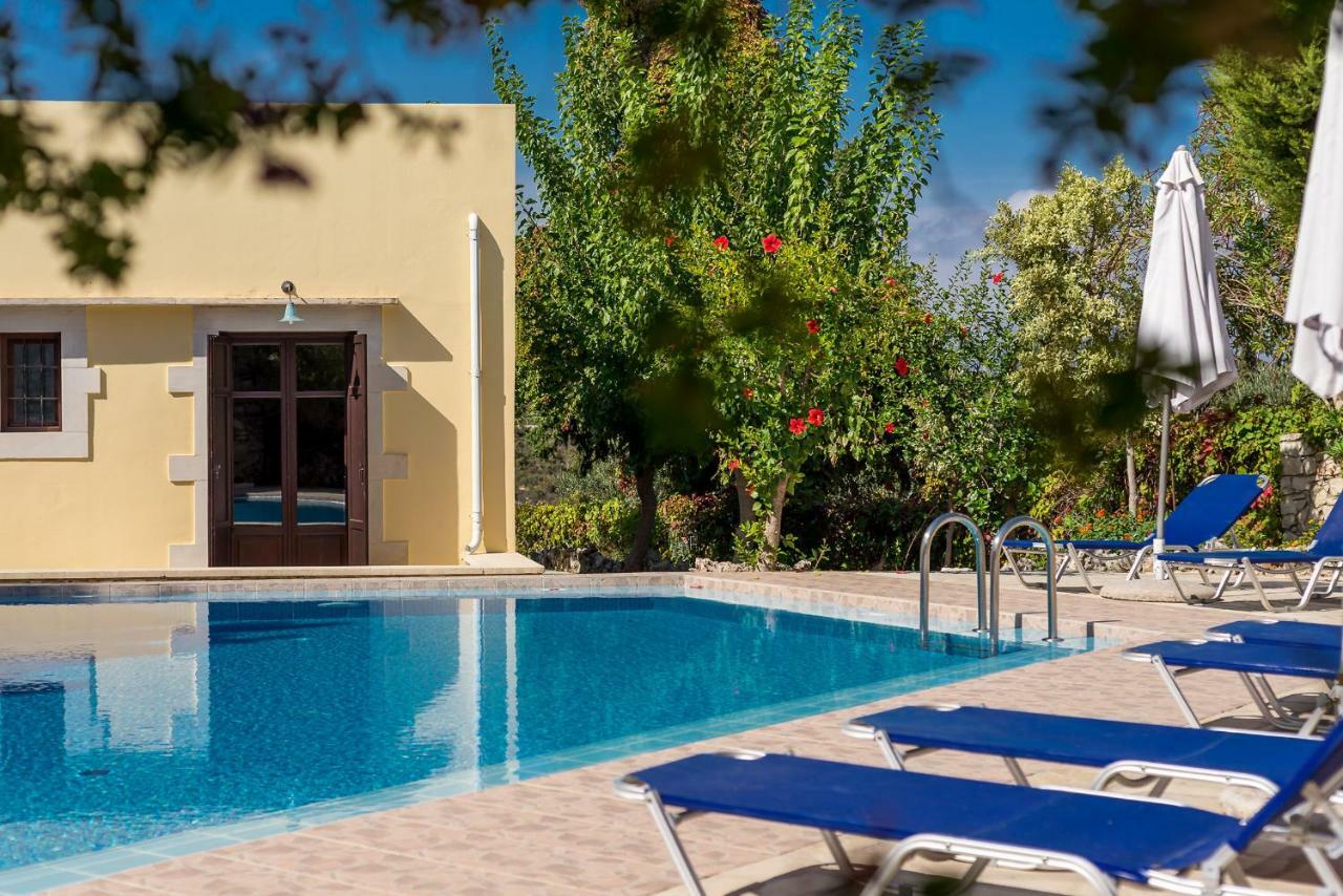 Iliopetra Aparthotel Douliana Exteriör bild