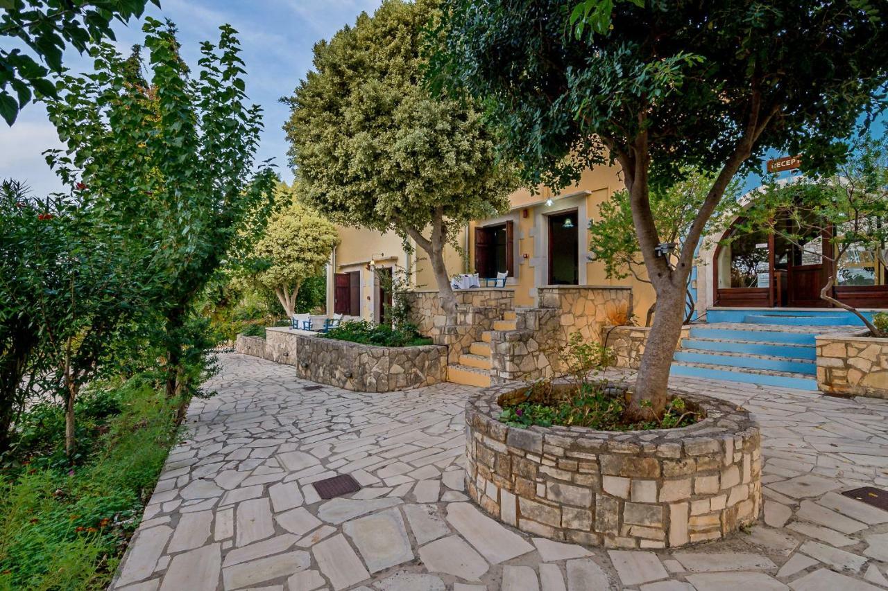 Iliopetra Aparthotel Douliana Exteriör bild