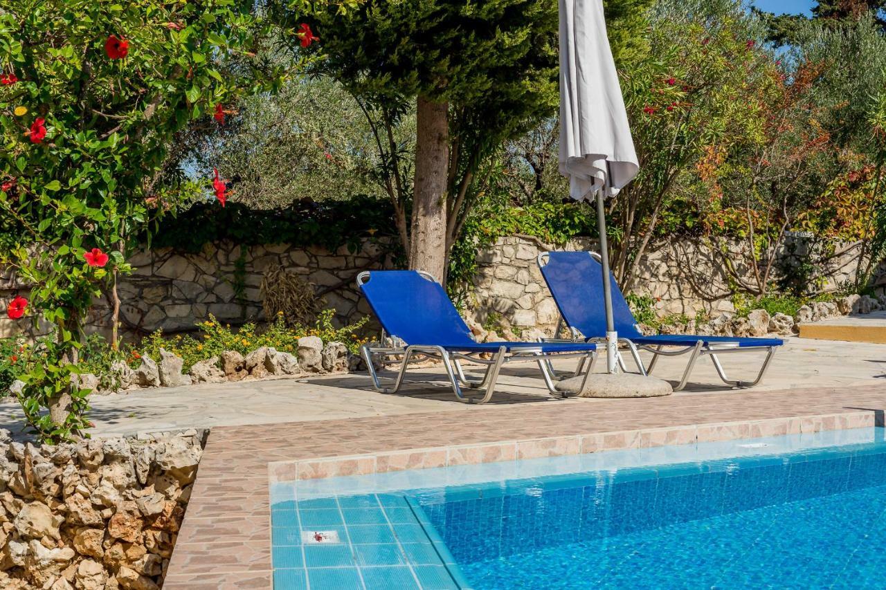 Iliopetra Aparthotel Douliana Exteriör bild