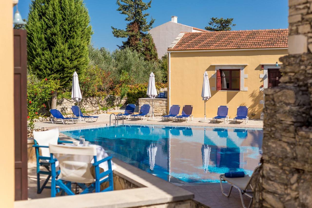 Iliopetra Aparthotel Douliana Exteriör bild