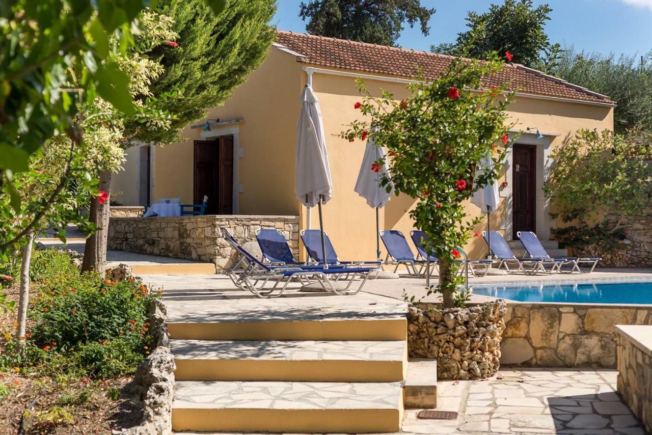 Iliopetra Aparthotel Douliana Exteriör bild